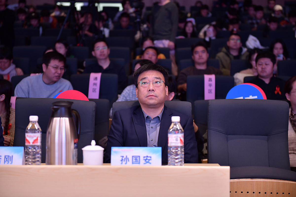 ZLI_4823.JPG