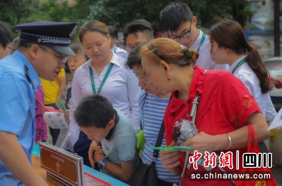 活动现场。 活动现场。